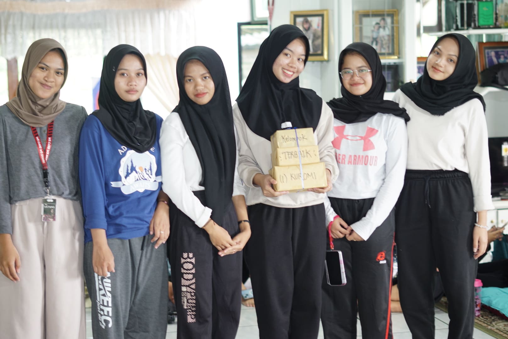 pembagian hadiah